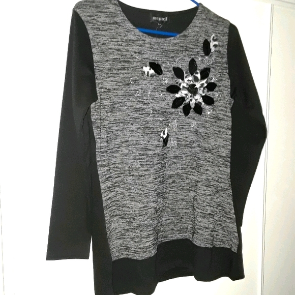 Tops - Long sleeves top